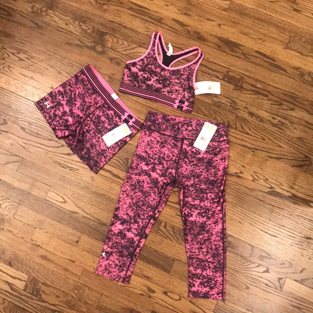 BNWT UnderArmour SportBra, Shorts & Capris size M